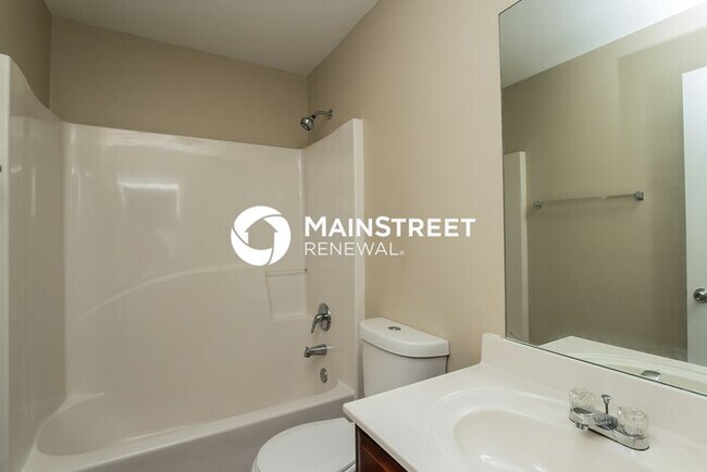 Building Photo - 4 Bedroom Pet-Friendly Home in Atlanta, GA with Main Street Renewal