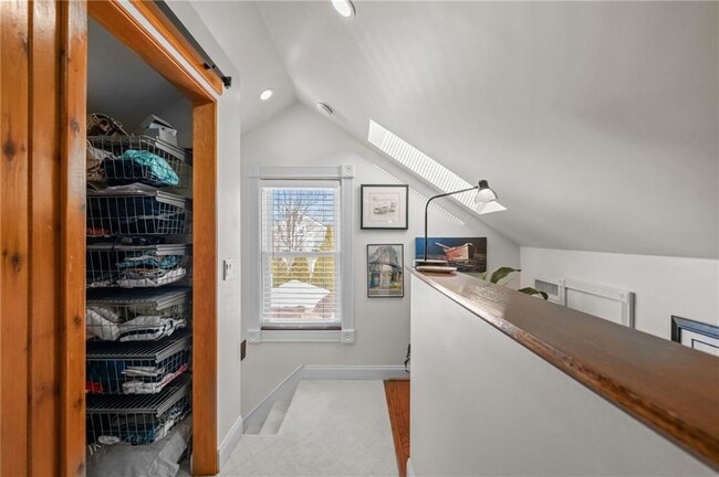 Building Photo - 25 Peckham Ave