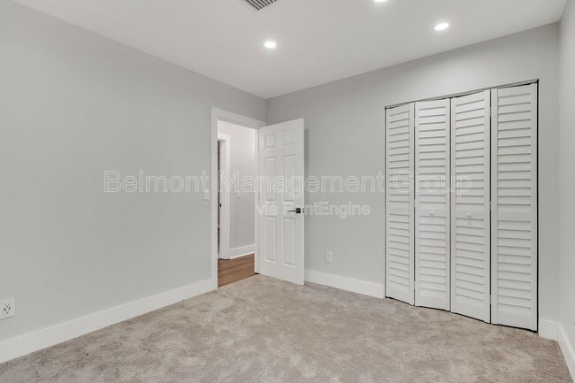 Building Photo - 283 N Ranger Blvd