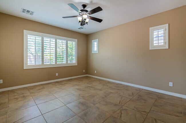 Building Photo - 28315 N Welton Pl