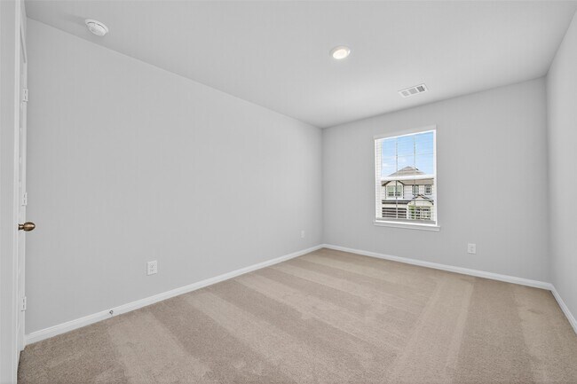 Building Photo - 2348 Mooneye Ct