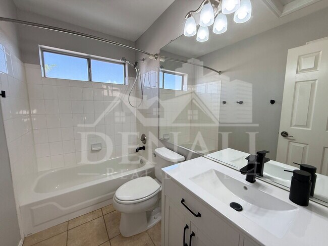 Building Photo - 4431 E Badger Way