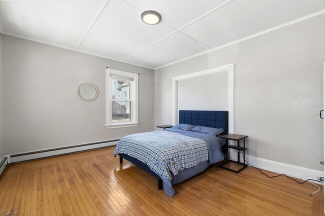 Building Photo - 21 John St