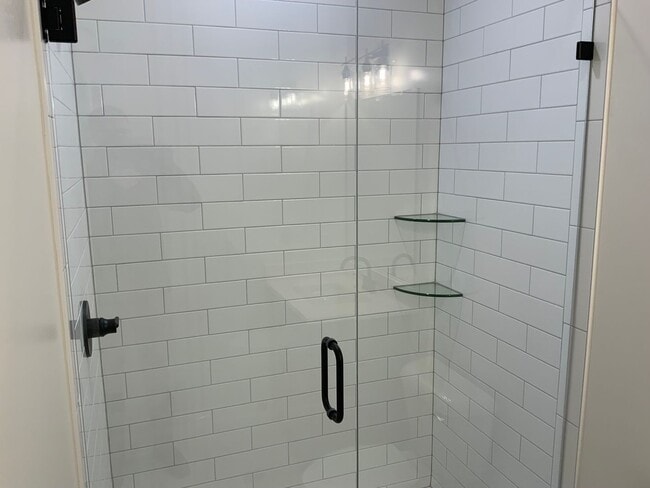 Building Photo - 1 Bedroom condo in Oxford MS