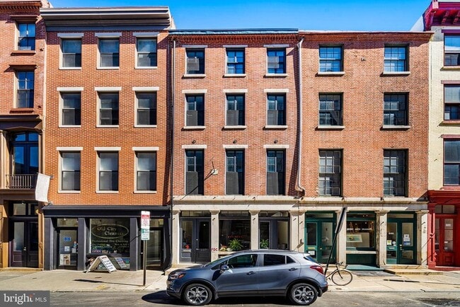 Building Photo - 257 N 3rd St