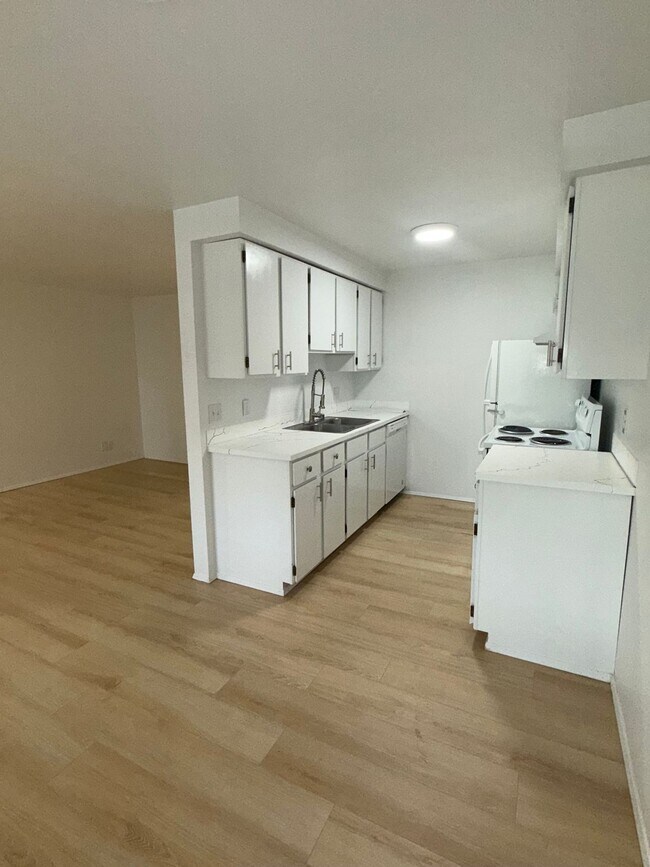 Floorplan - Viking Suites