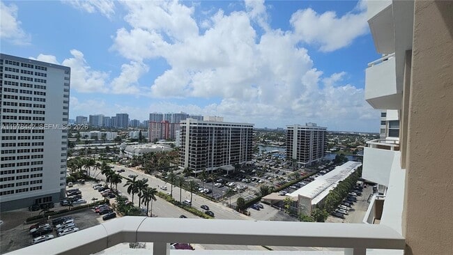 Building Photo - 1980 S Ocean Dr