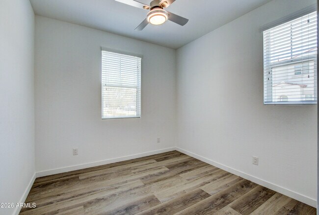 Building Photo - 9902 E Tamery Ave