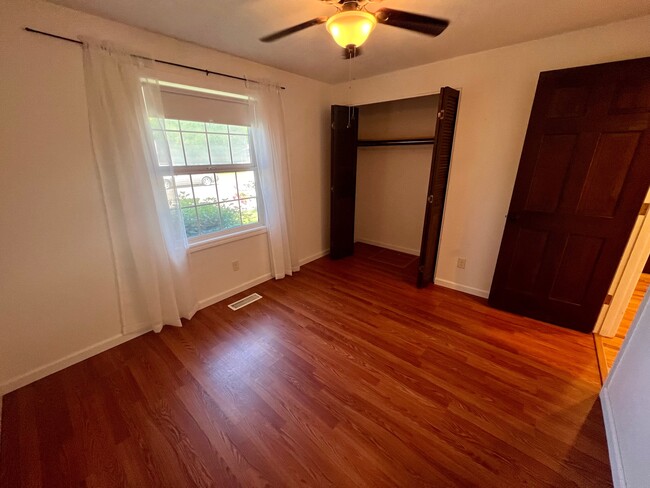 Building Photo - 2570 Aztec Ave