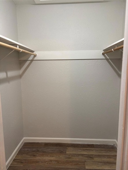 Building Photo - 1210 Southport Dr