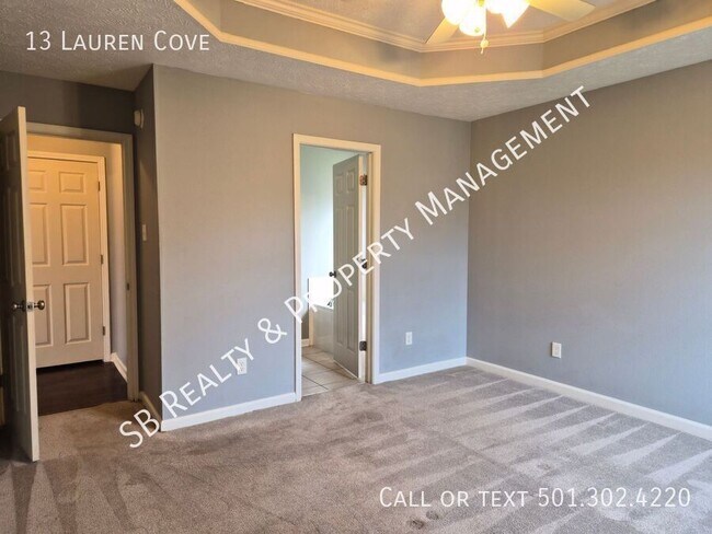 Building Photo - 13 Lauren Cove