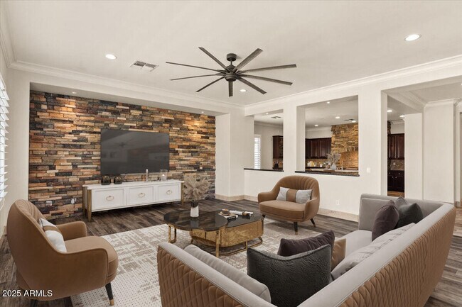 Building Photo - 3410 E Vallejo Ct