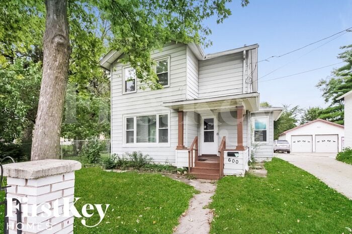 Primary Photo - 600 Fulton St