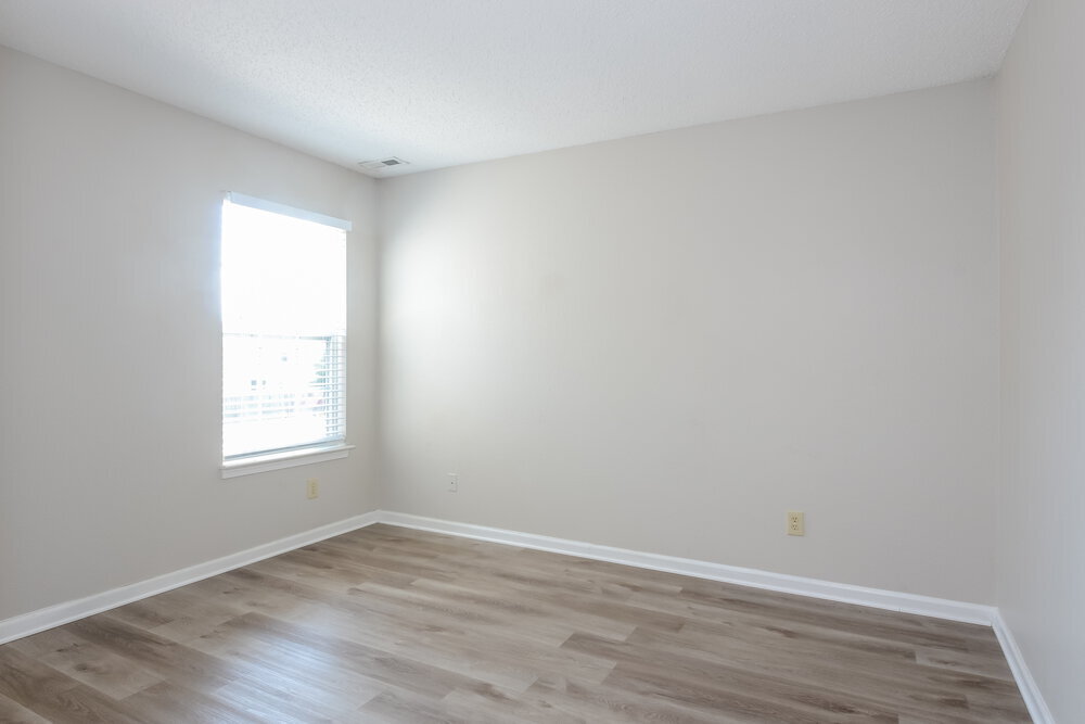 Building Photo - 1206 Kenwood Dr