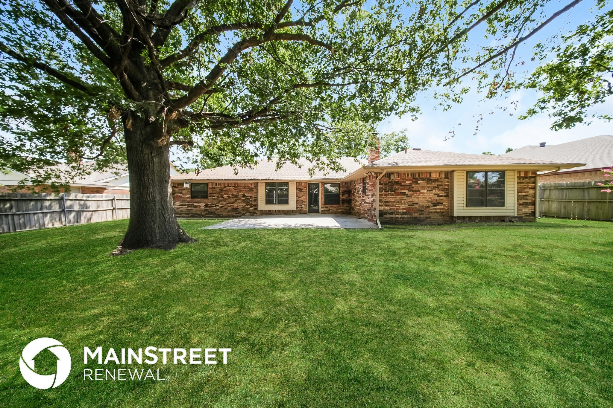 Building Photo - 9725 Pheasant Ln