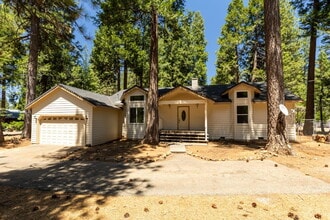 Building Photo - Beautiful, remodeled & spacious 3-bed 2-bath home in Grizzly Flats