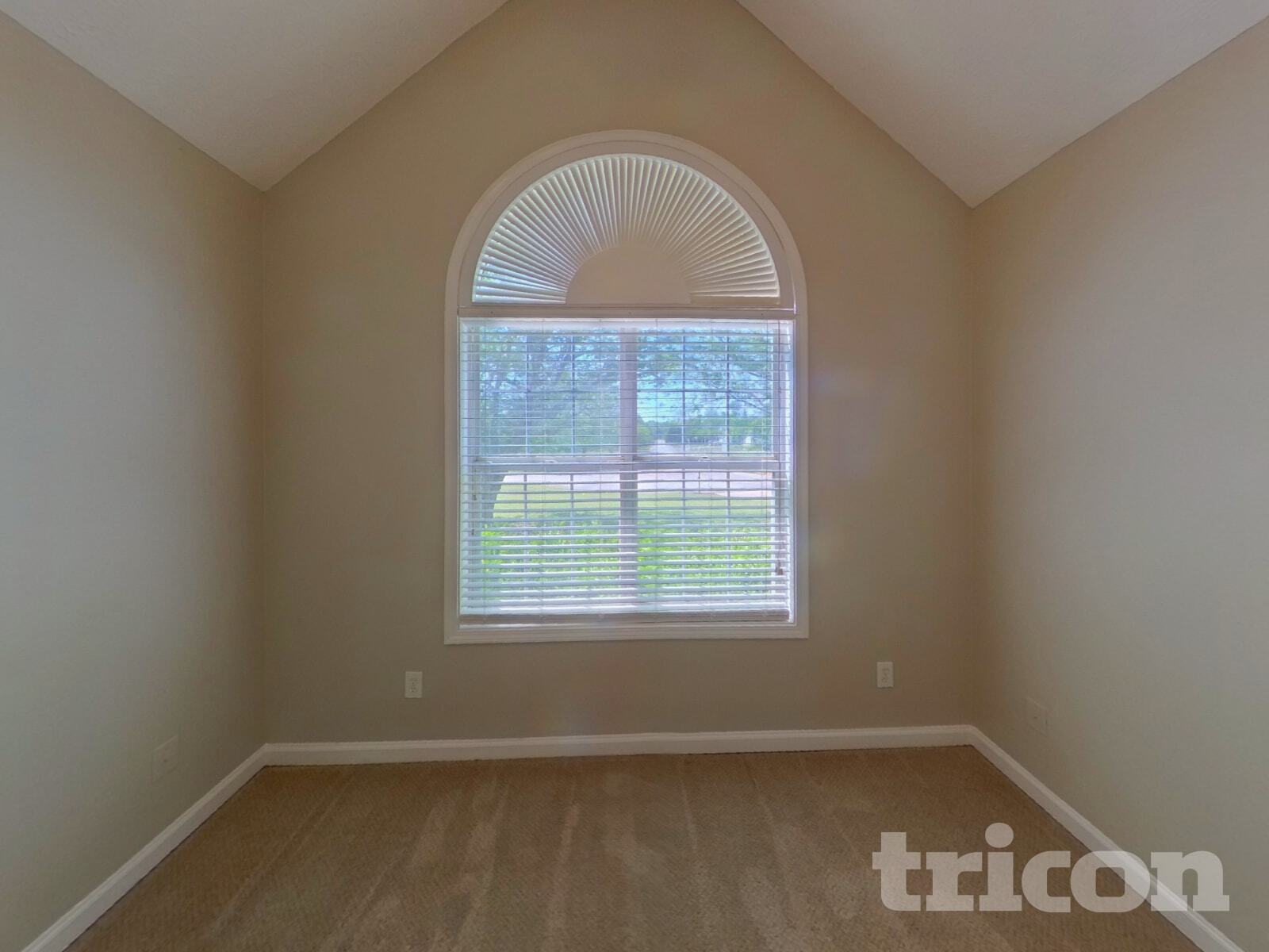 Building Photo - 169 Floresta Dr