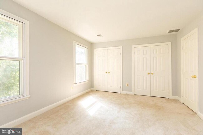 Building Photo - 6413 Wilson Ln