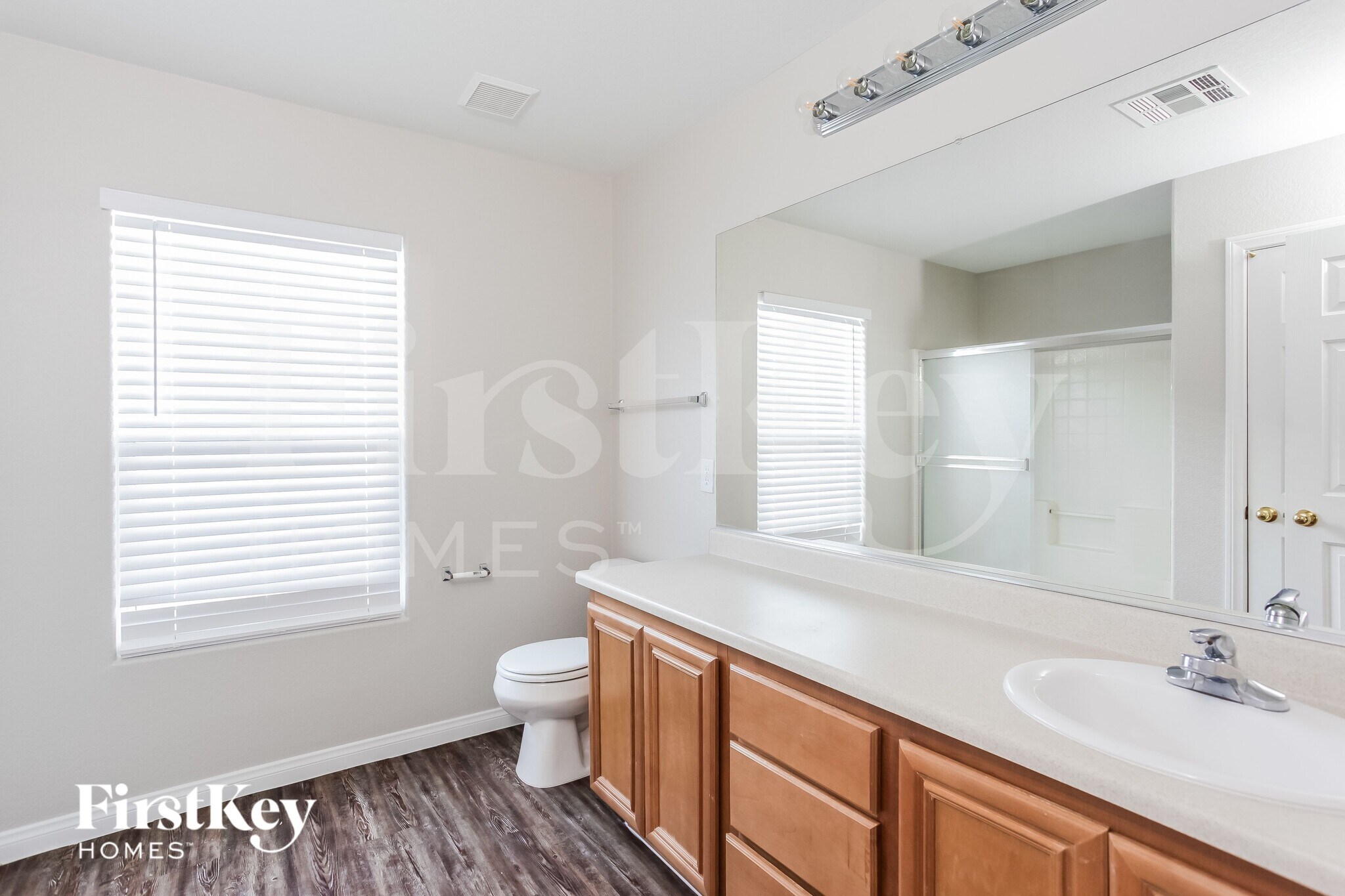 Building Photo - 5013 Whistling Acres Ave