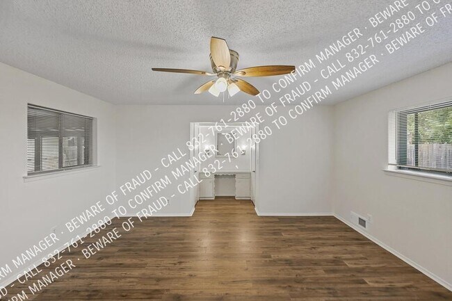 Building Photo - 13346 Purple Sage Rd