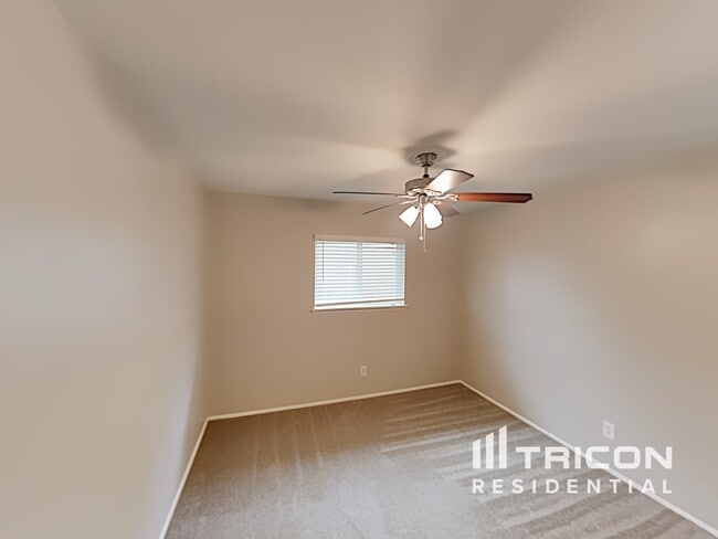 Building Photo - 4621 Tarry Dr