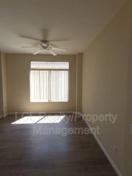Building Photo - 26745 Summer Sunshine Dr