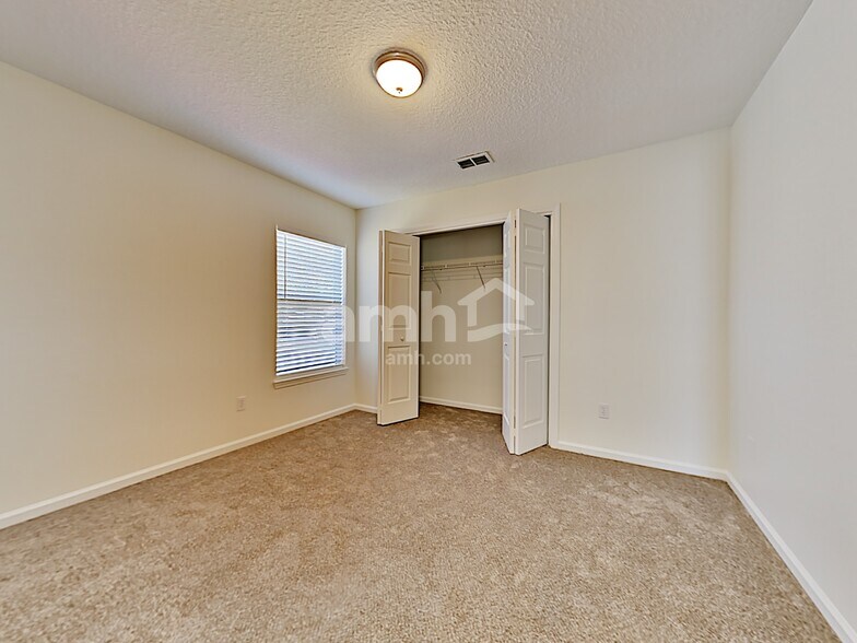 Building Photo - 3111 Stonebrier Ridge Dr