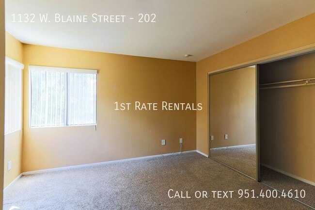 Building Photo - 1132 W Blaine St