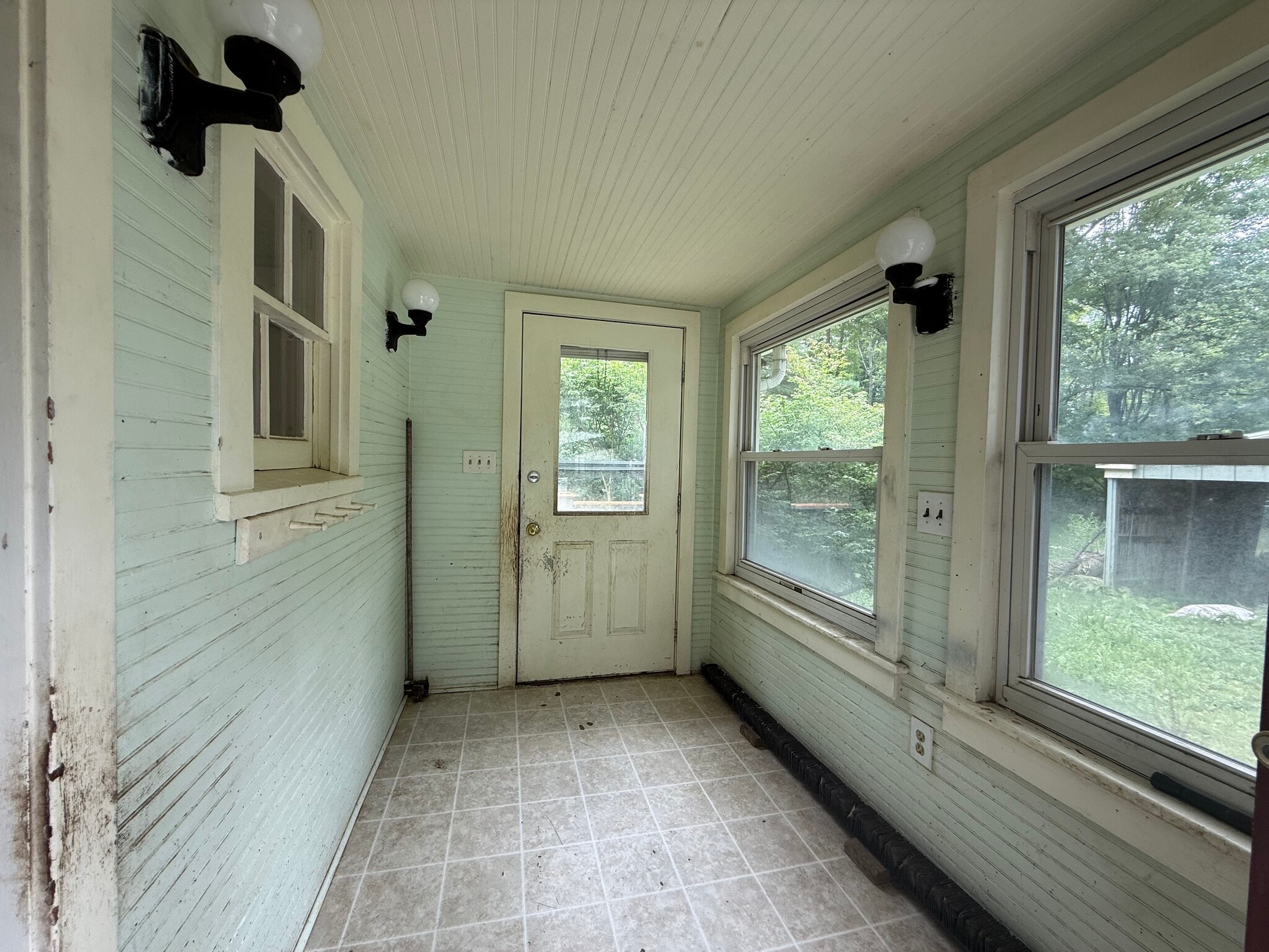 Building Photo - 2770 Slaterville Rd