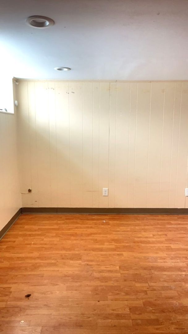 Building Photo - Stunning 3-Bedroom Townhome in East Oak Lane! Available NOW!