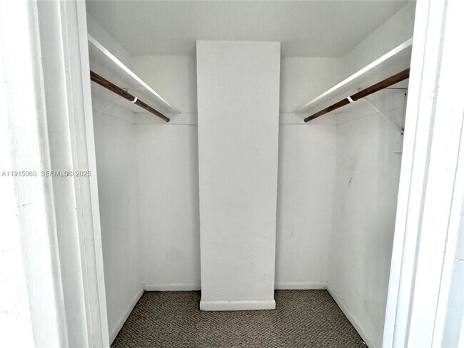 Building Photo - 19390 Collins Ave