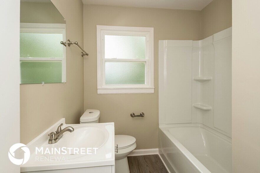 Building Photo - 557 Zinnia Ln