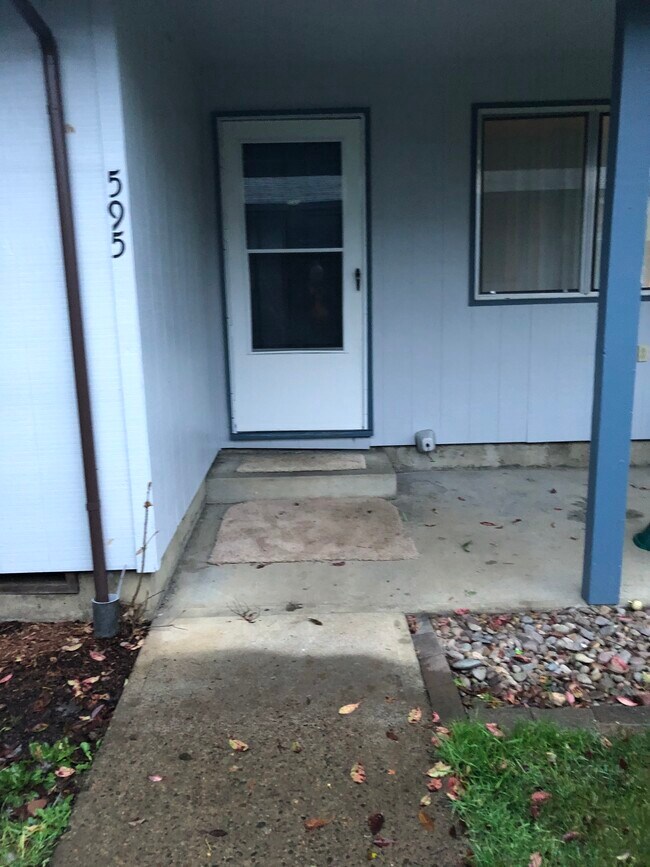 595 NW Oak Ave 595 NW Oak Ave Corvallis OR 97330 Apartment Finder