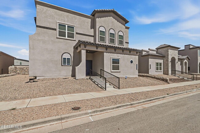 Building Photo - 2300 Sammy Cervantes St