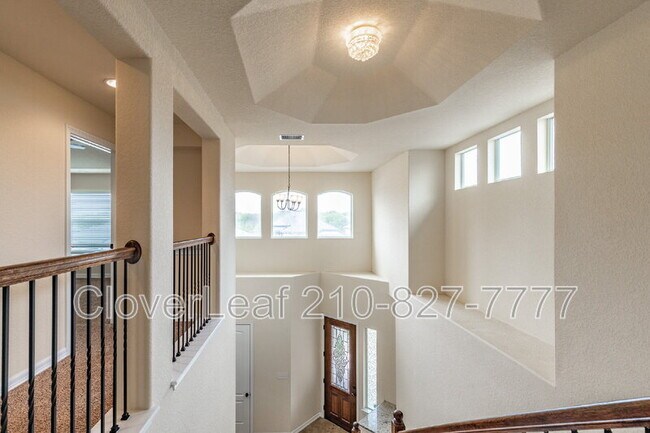 Building Photo - 6126 Lowrie