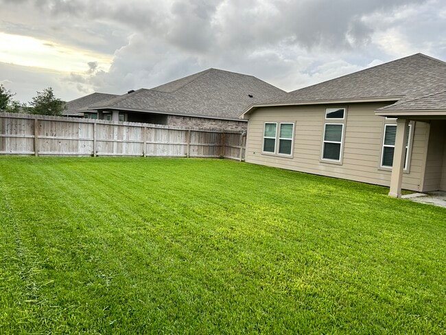 Building Photo - 7737 Stampede Dr