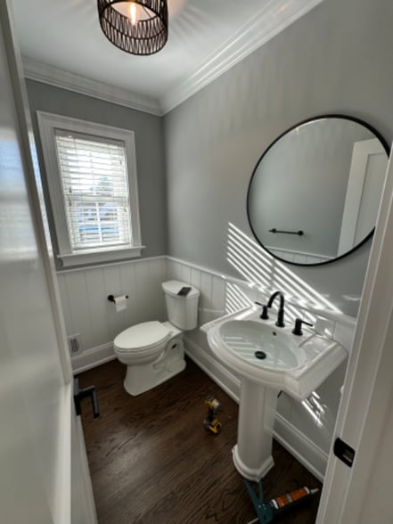 Building Photo - 175 The Meadows