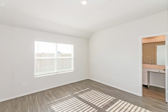 Building Photo - 3029 Wood Lily Dr