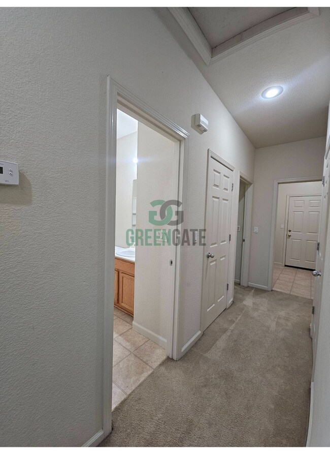 Building Photo - Lovely 1 Story Home in Riverpointe Communi...