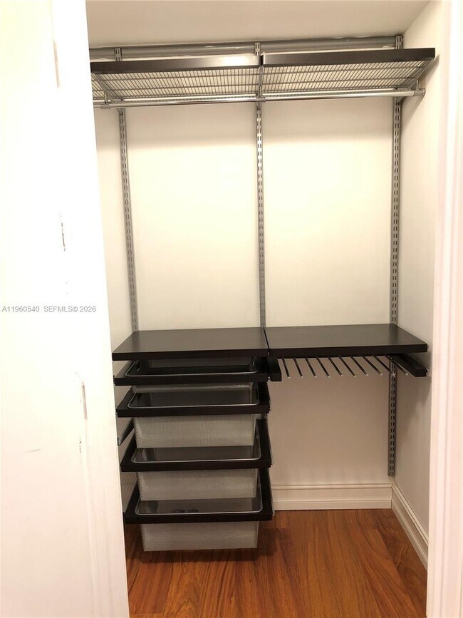 Building Photo - 1330 West Ave