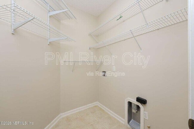 Building Photo - 6025 Caladesi Ct