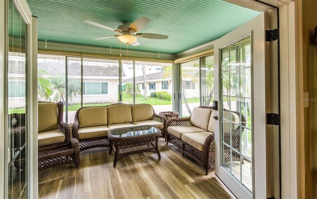 Building Photo - 1900 Benjamin Franklin Dr