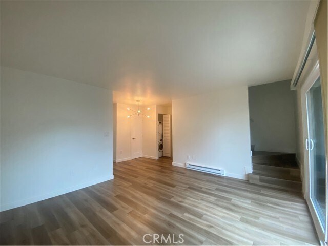 Building Photo - 404 N Broadway