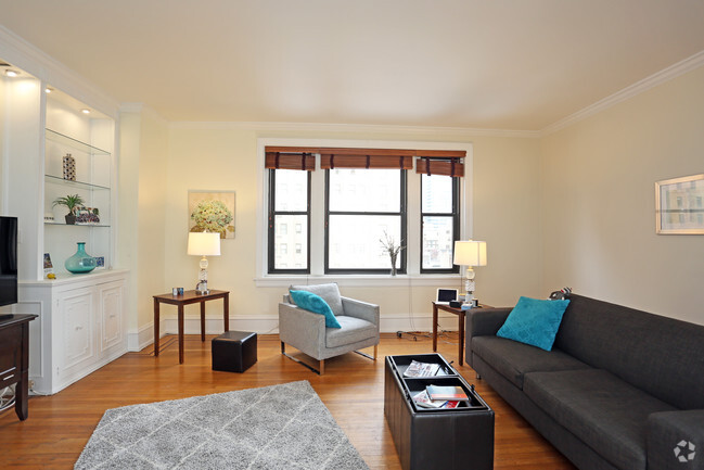 Primary Photo - Furnished Rittenhouse Square One Bedroom Apt