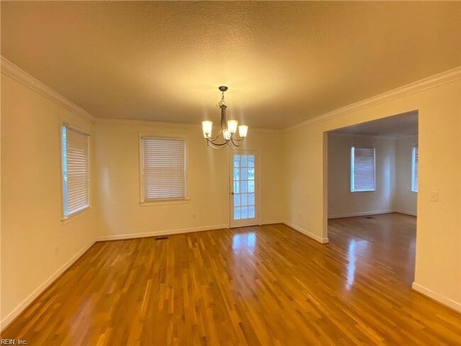 Building Photo - 7402 Gleneagles Rd