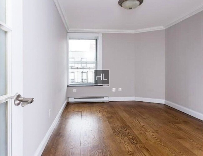 Primary Photo - West 53rd Street