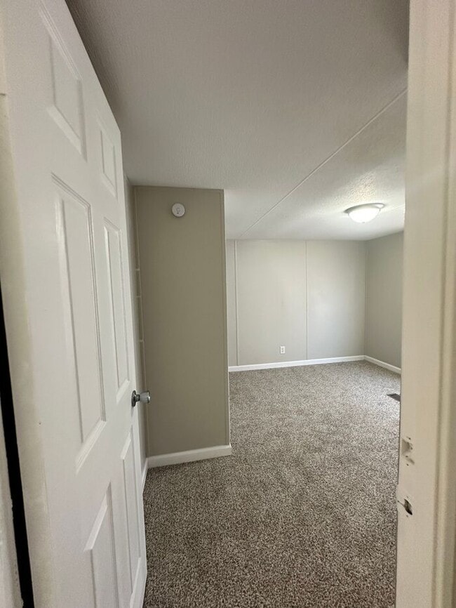 Building Photo - Remodeled home for sale