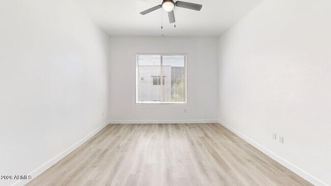Building Photo - 9160 N 67th Ave