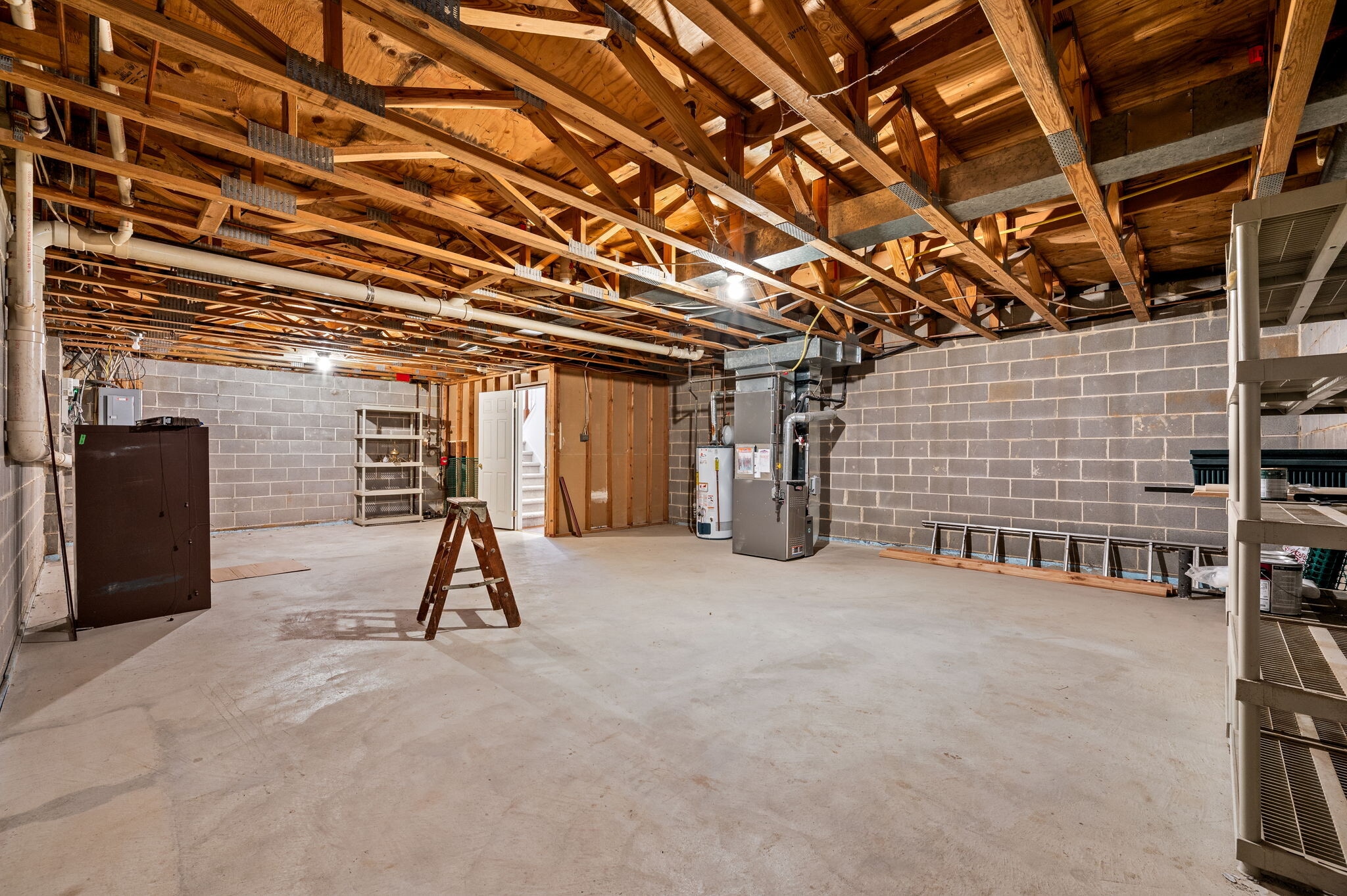 Building Photo - 1430 Redwood Ct