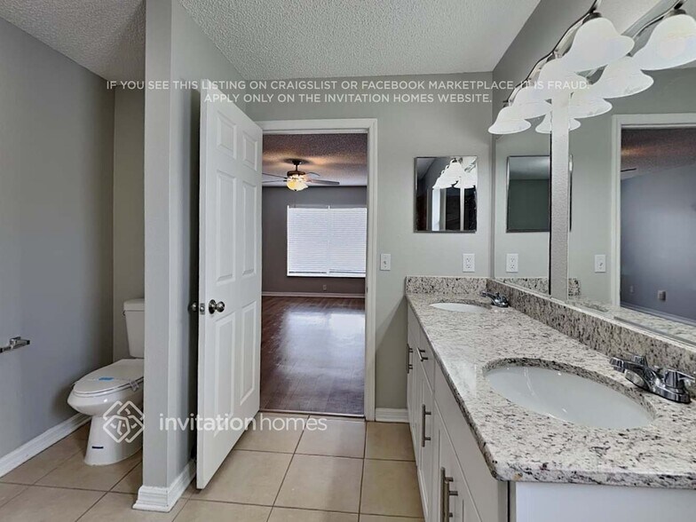 Building Photo - 1085 Kingfisher Way